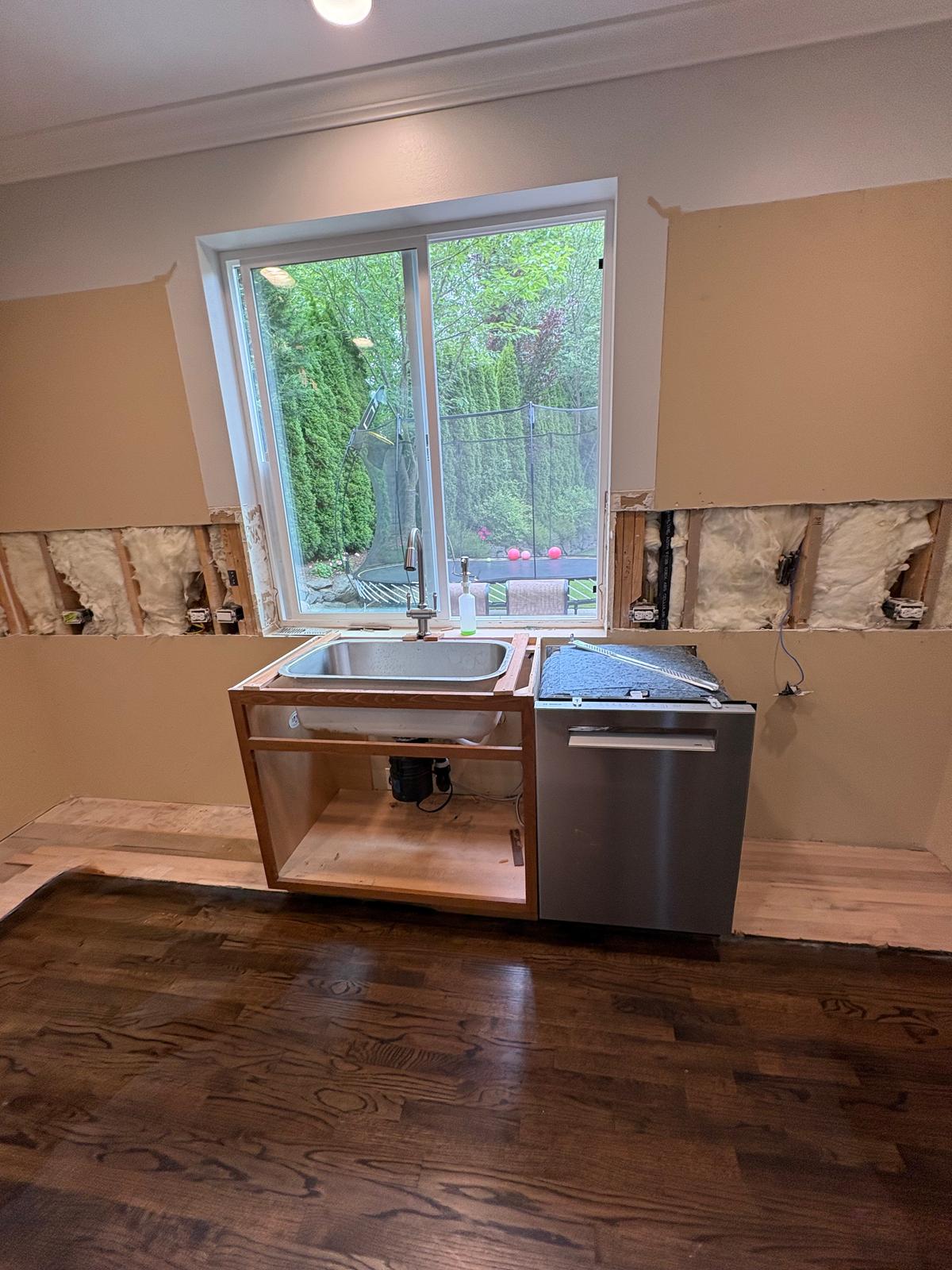 Selective kitchen demolition, photo 4