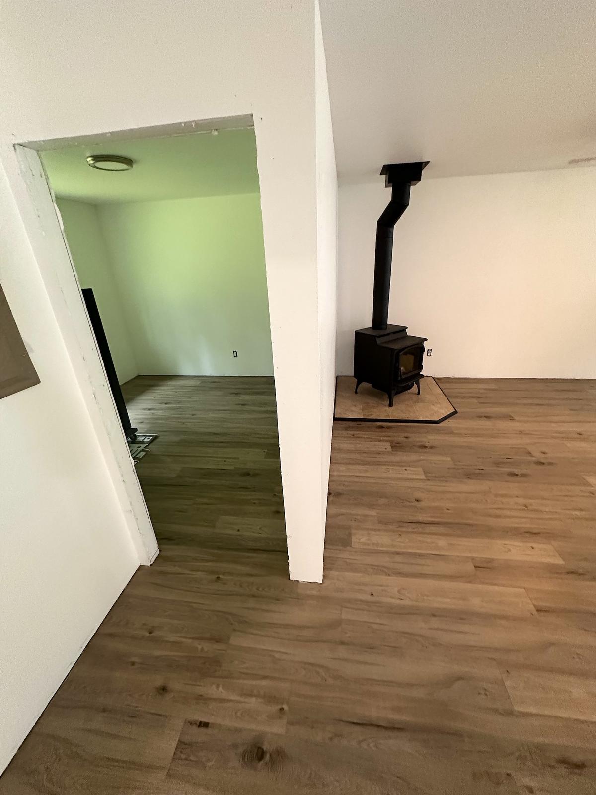 Residential LVP Flooring Installation - Renton, photo 4